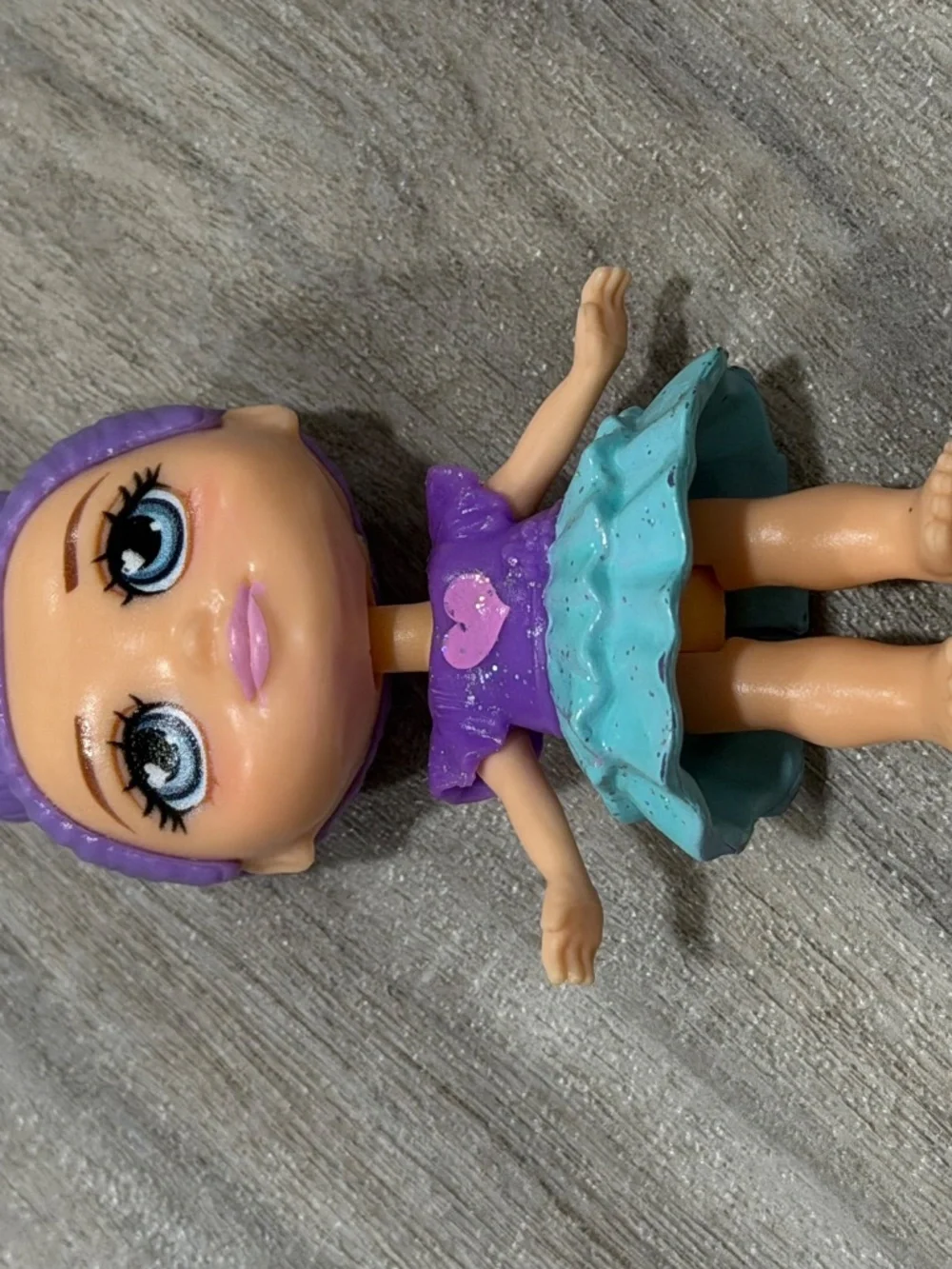 Love Diana Fashion Fabulous Purple Hair Doll Glitter Heart Dress Toy